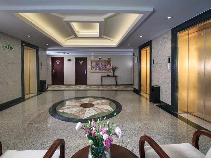 Vienna Hotel Guangzhou Shaheding Metro Station Bagian luar foto