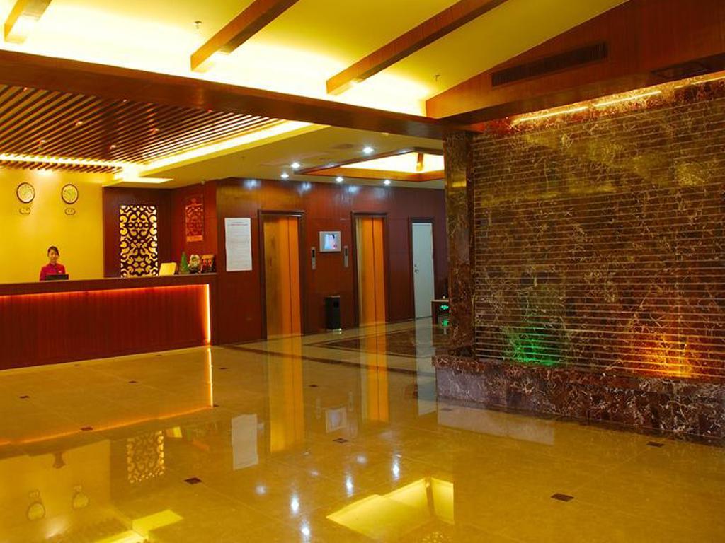 Vienna Hotel Guangzhou Shaheding Metro Station Bagian luar foto